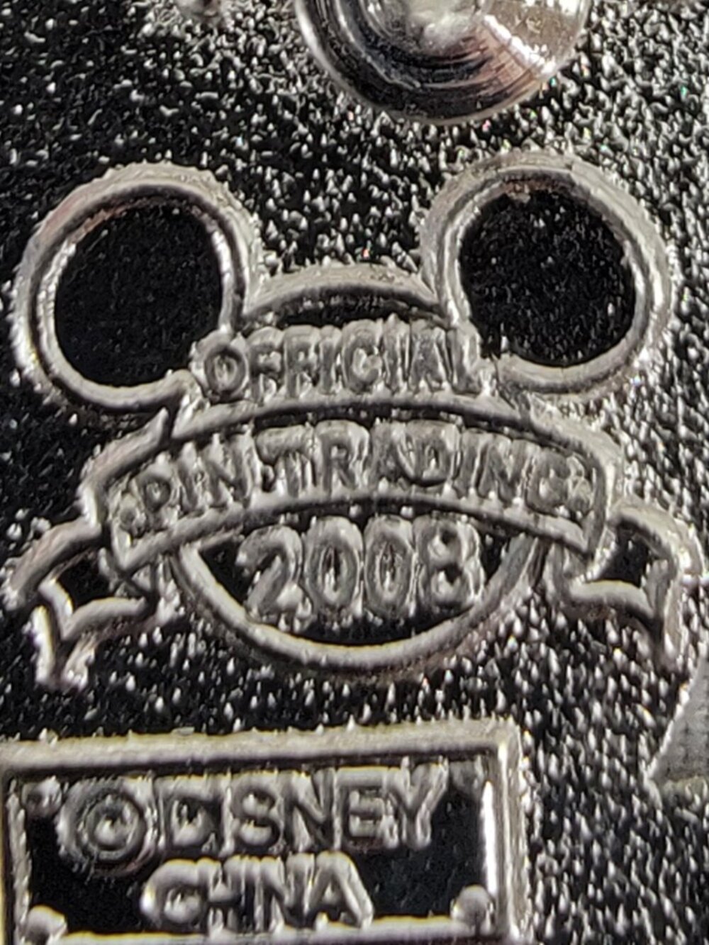 DISNEY Pin Trading ~ MM Modern Series/Booster Pin ~ Mickey Mouse ~ 2008 - Picture 5 of 7